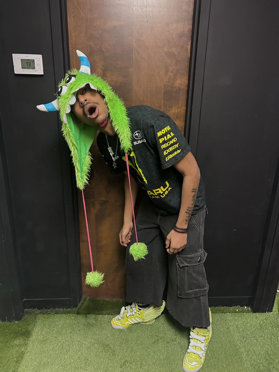 888Kyrie's tweet image. All my niggas full of whimsy 😜