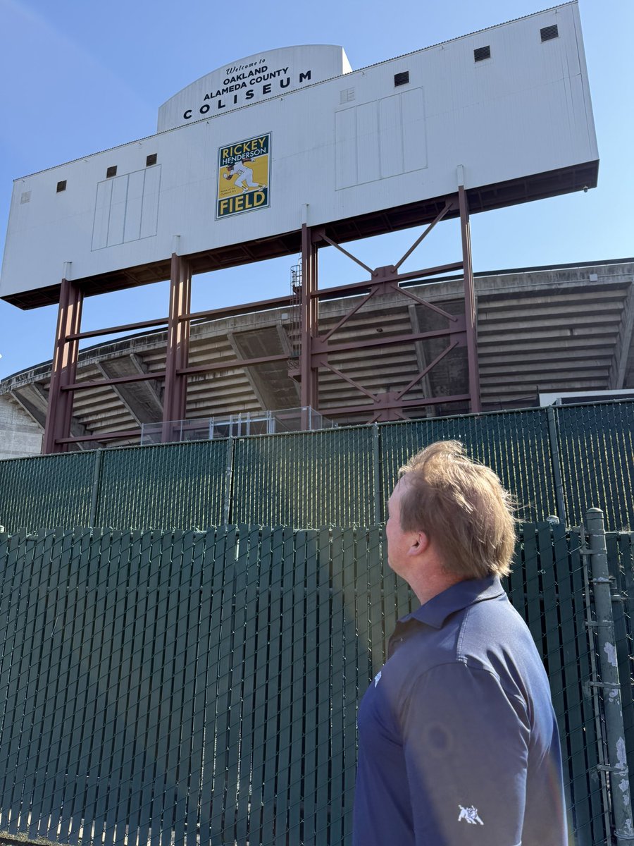 Jon Gruden (@barstoolgruden) on Twitter photo 