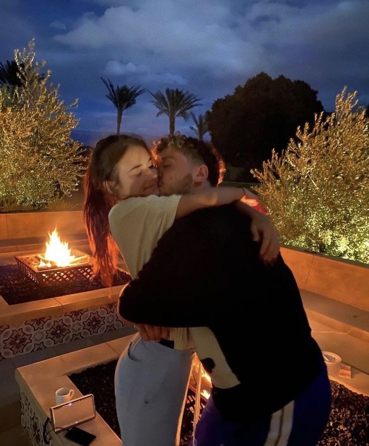 𝖺𝗇𝖽𝗋𝖾𝗐 f𝖺𝗌𝗌𝖻𝖾𝗇𝖽𝖾𝗋. (@orangevbes) on Twitter photo 