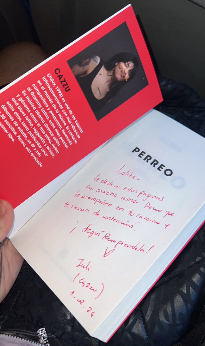 hellololaxo's tweet image. 🥺no estoy llorando meo x los ojos nomás