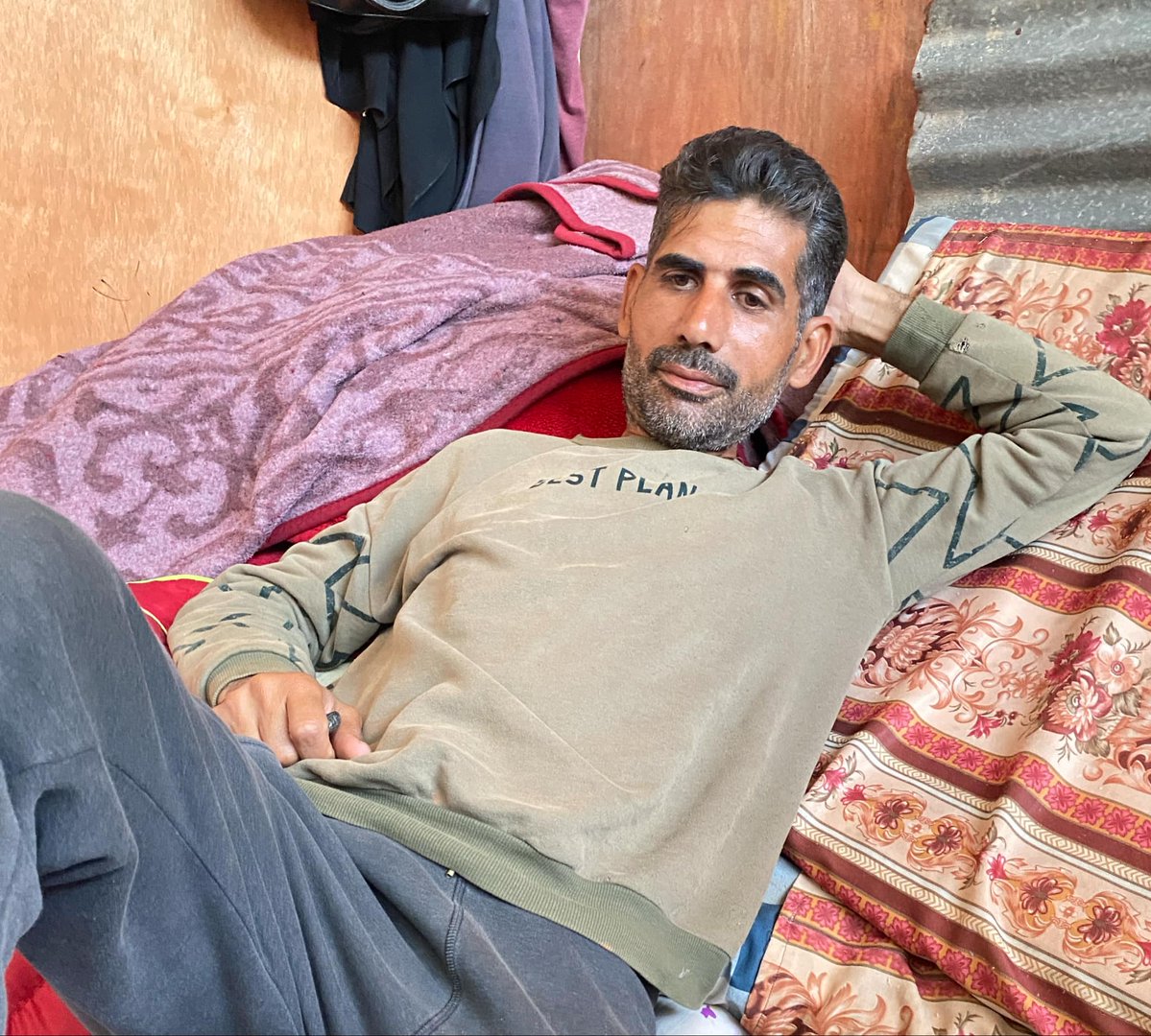 Hello world, donations are very slow. I can't buy anything for my family. Donate even a little. It makes a big difference for me and my family. Please help me😒😭🙏🏻❤️❤️
gofund.me/0b8600ea