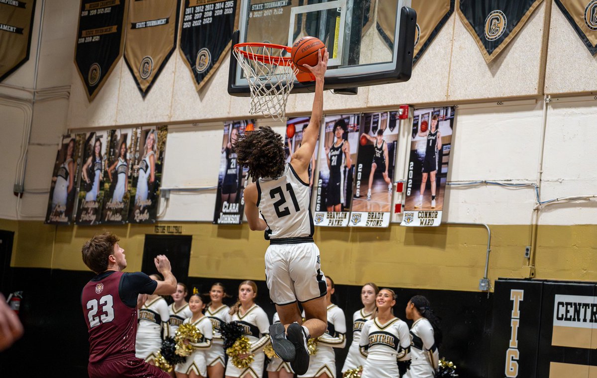 Central Magnet Men's Basketball tweet media