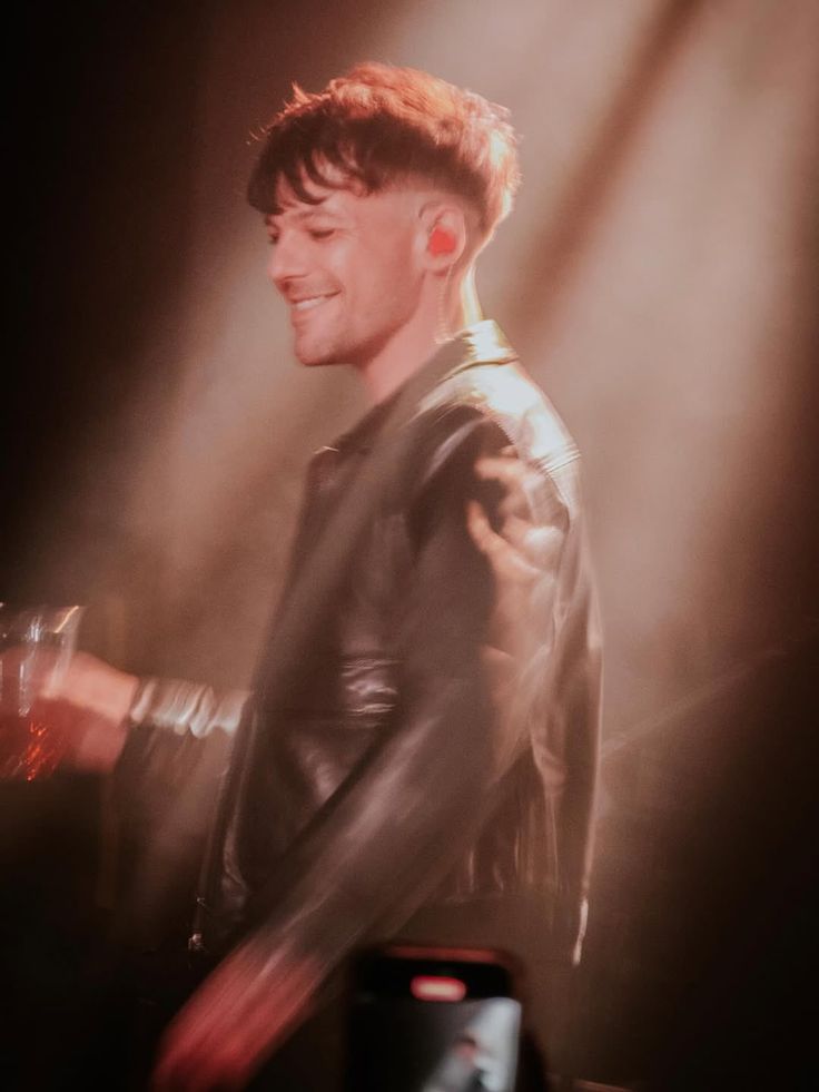 louiIith's tweet image. This photo is biblical