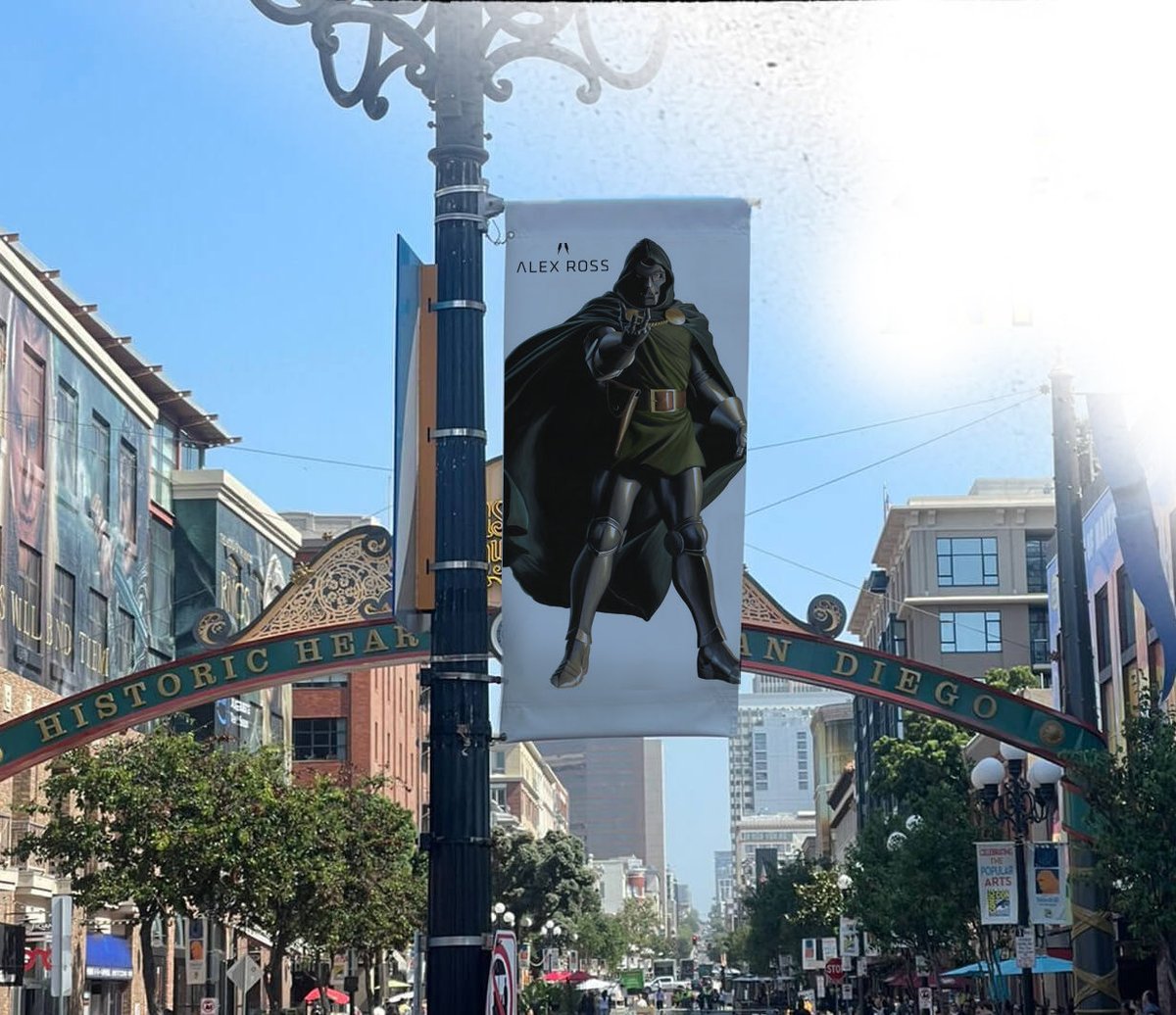 thealexrossart's tweet image. #sdcc