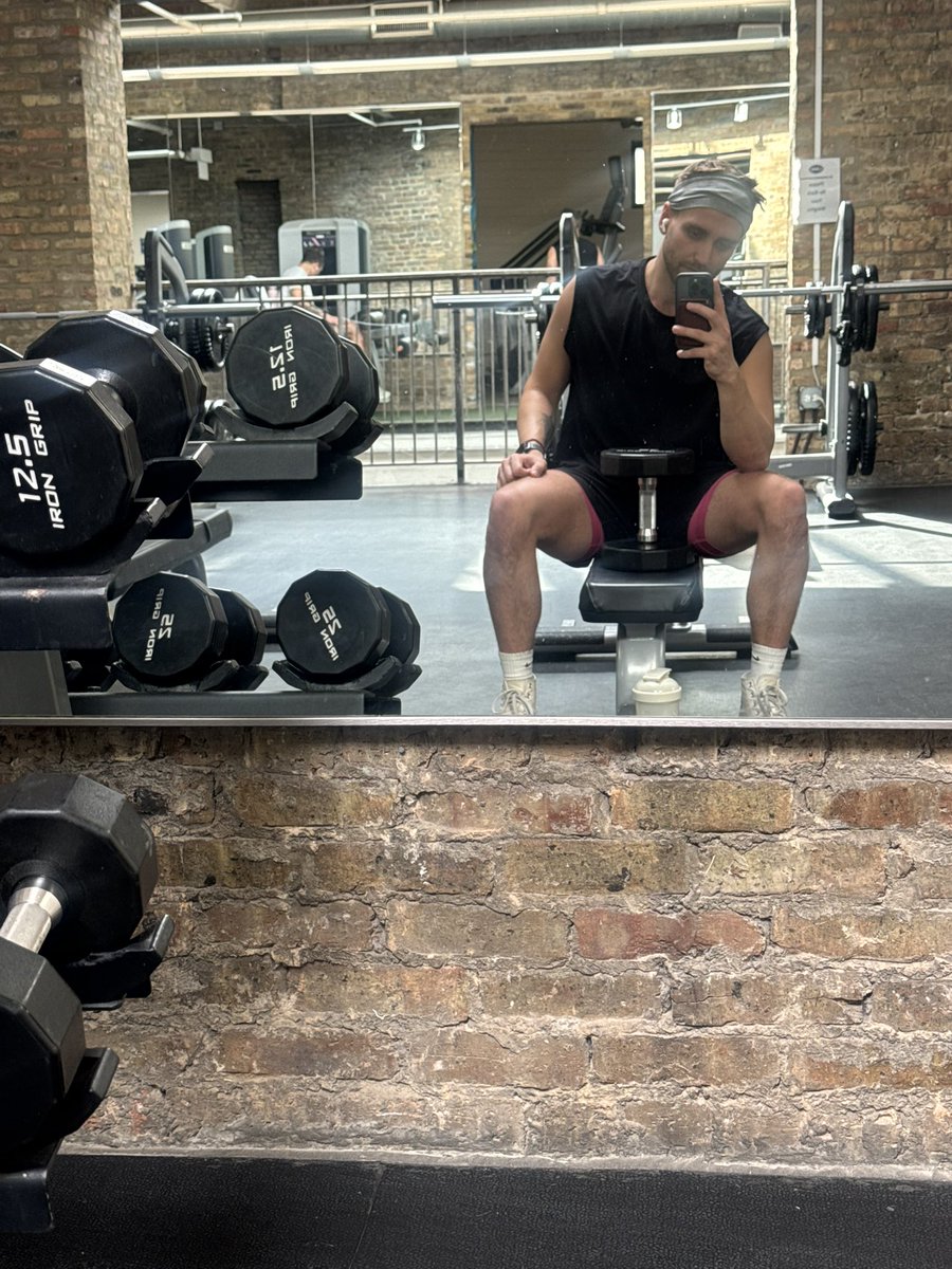 💥George💥 tweet media