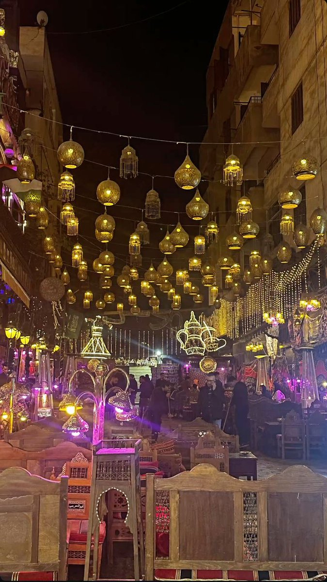 صورة رائعة من شارع المعز 🇪🇬