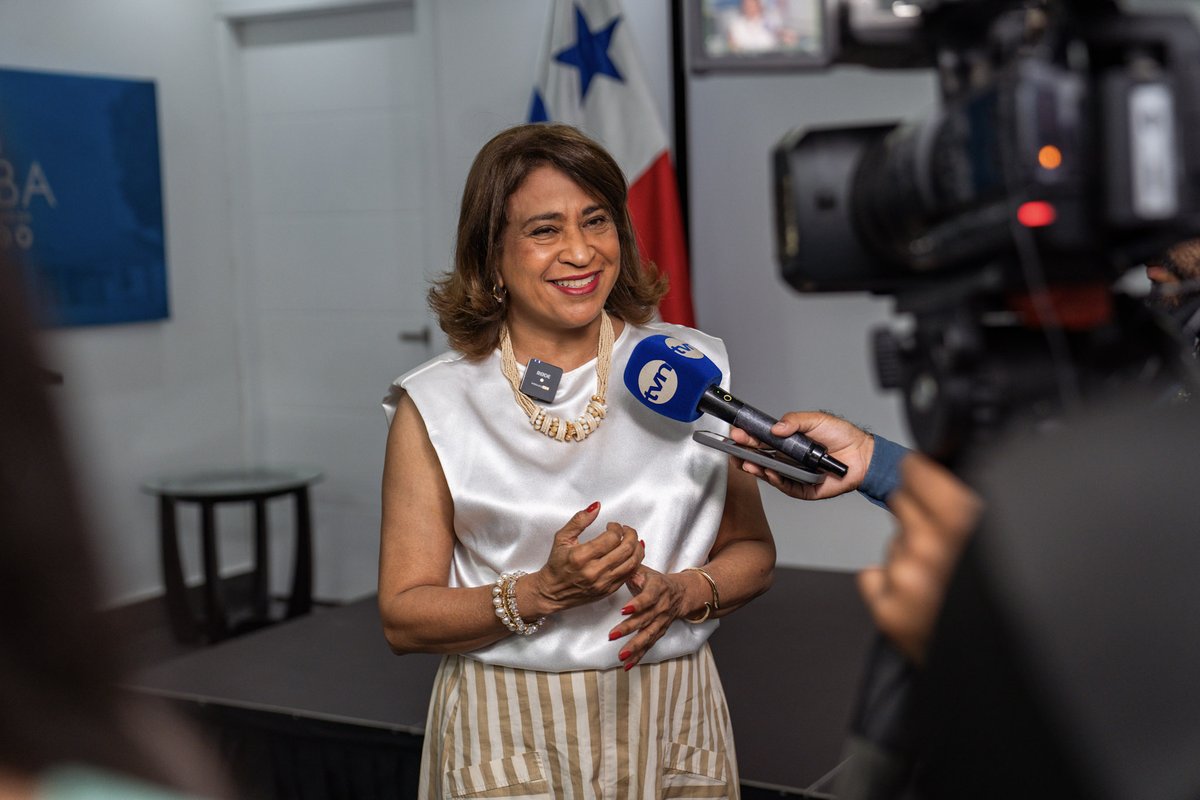 Dra. Ángela Laguna Caicedo tweet media