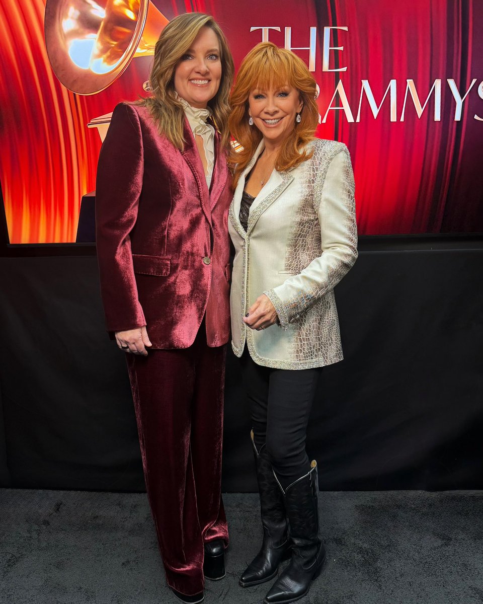 Reba McEntire tweet media