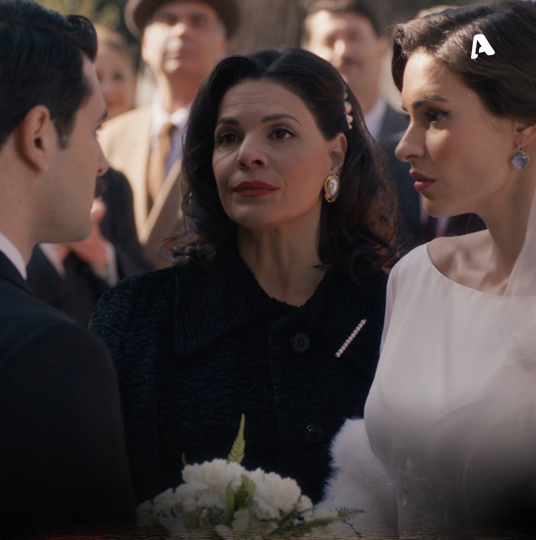 -εσύ τι έραψες για το γάμο;
-το στόμα μου
 #portoleone