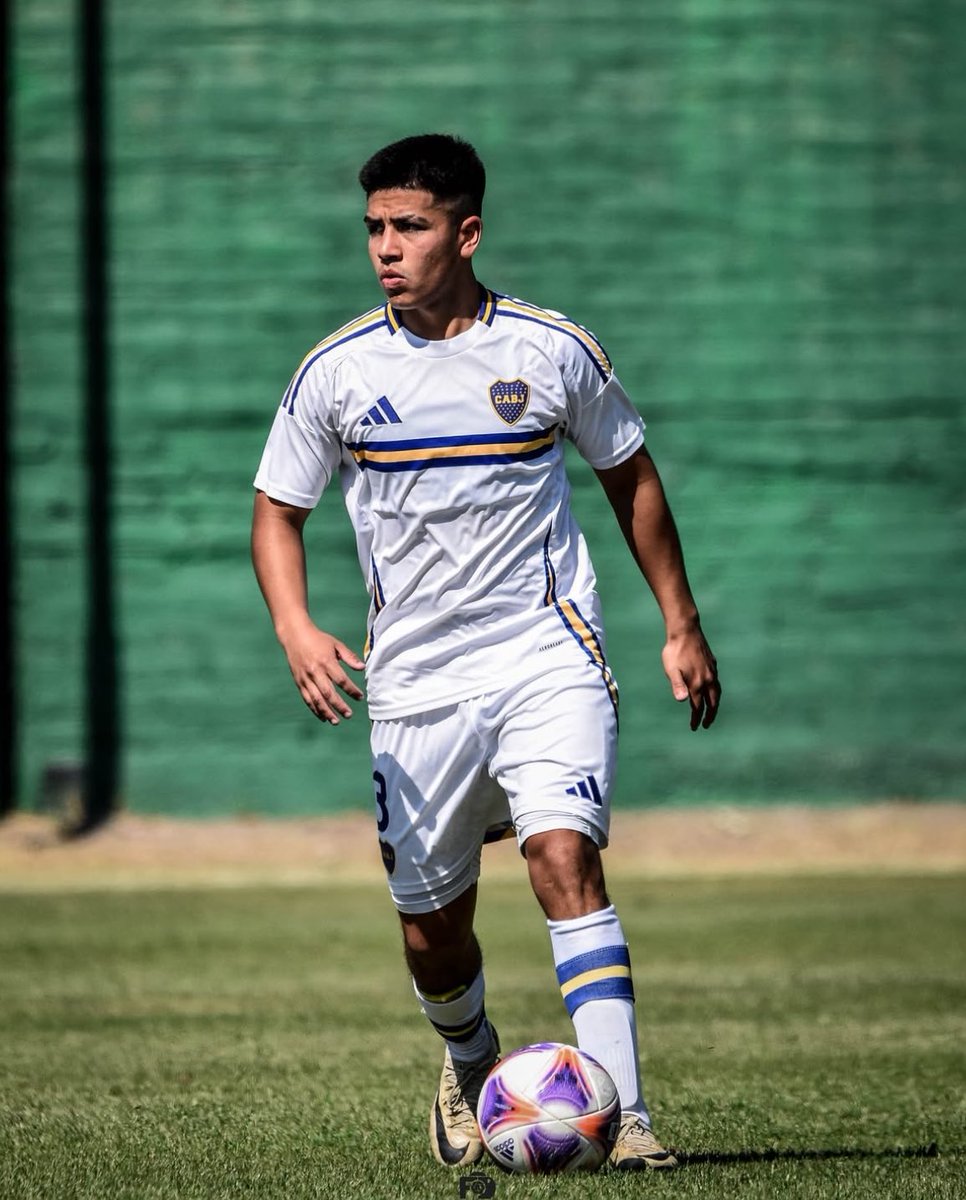 ✍🏻 Tomas Lopez, lateral izquierdo, firmó contrato con #Ferro y se suma al plantel que disputará el Torneo <a href="/ProyeccionLPF/">Proyeccion LPF</a>.

➡️ Es categoria 2005, oriundo de Quilmes y llega libre de Boca. Debutó en Reserva en 2024 y en 2025 sumó 26PJ (2126’) con 3 goles en 4ta división.