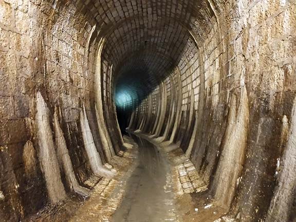 Ancient aqueducts are among feats of engineering that still function underground in Italy.

Read here about the remarkable archaeological sites that the public can explore underground when visiting.

italianamericanherald.com/italy-beneath-…