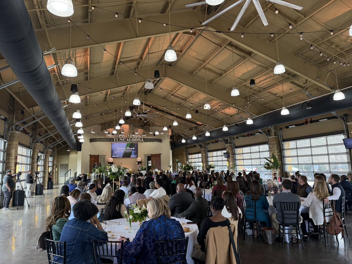 Eric Mackey tweet media