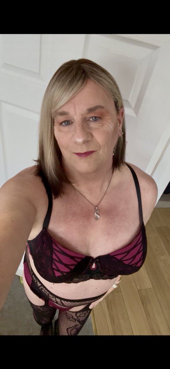 susan crouton 💋👗👠🏳️‍⚧️ tweet media