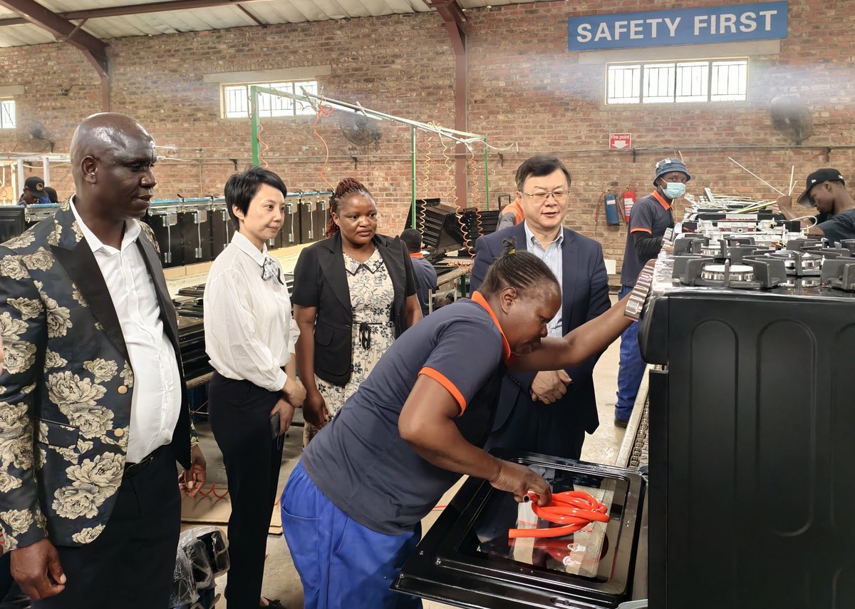 Zhou Ding tweet media