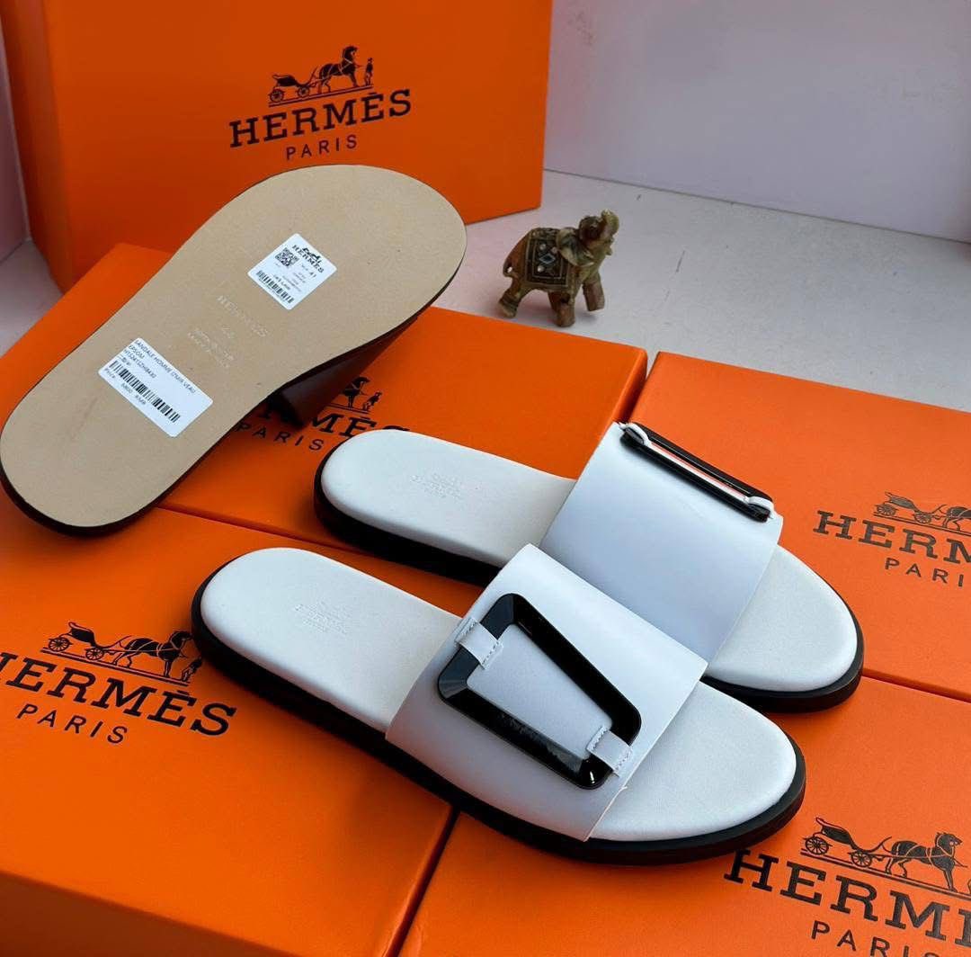 Clothes & Sneakers (@_sneakerhouse) on Twitter photo 