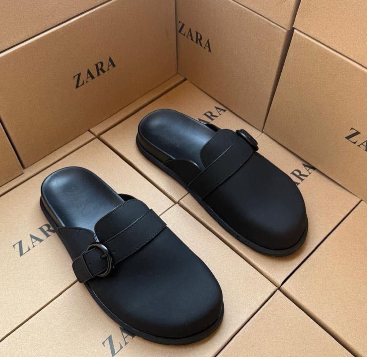 Clothes & Sneakers (@_sneakerhouse) on Twitter photo 