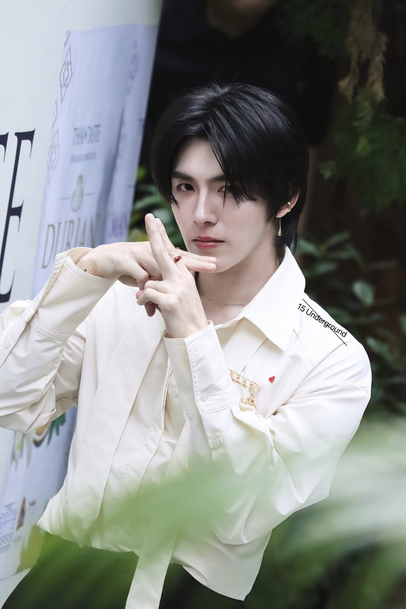 15 Underground tweet media