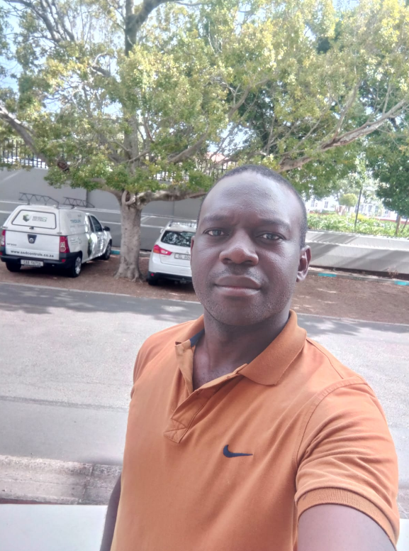 8pm in Stellenbosch and the day still isn't done. Grateful to be back 🌿☀️