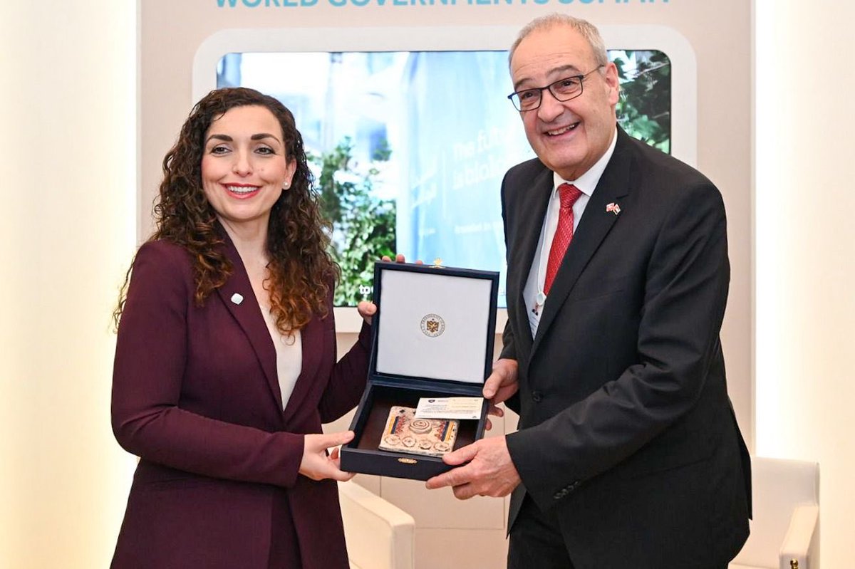 Vjosa Osmani tweet media