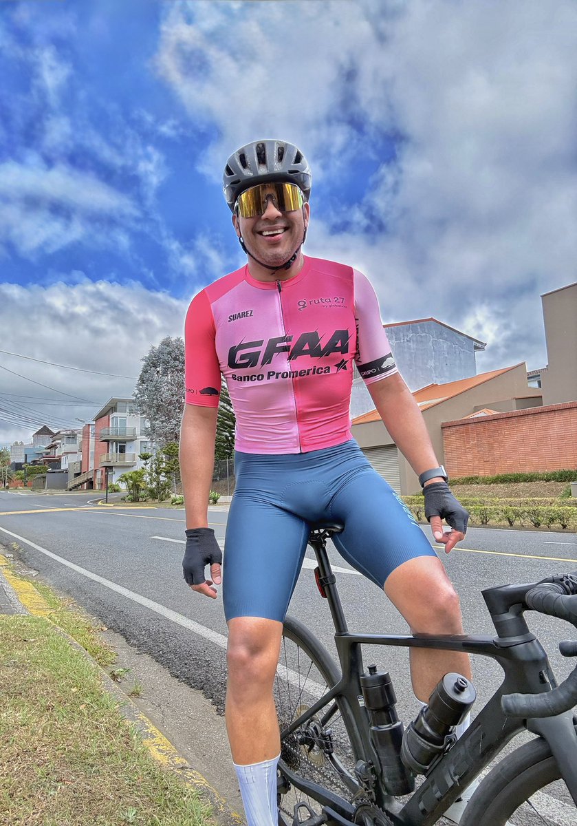 Entrenar antes de ir al trabajo 🚴‍♂️ 

➡️ instagram.com/andrescr13