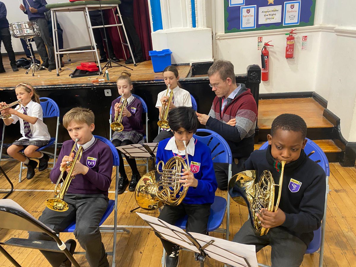 HarrisFedPA's tweet photo. What a FANTASTIC Primary Make Music Day @HarrisFed today, bringing Primary musicians together from across our network 🤩 🎻 🎺 🥁. 

Ensemble opportunities are just one of the ways we help cultivate belonging at @HarrisFed. #music @PrimaryMusicMag https://t.co/QeClVkcBvm