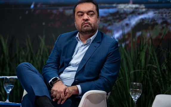 ATENÇÃO!!! Ex-presidente da Rioprevidência nomeado por Claudio Castro que ROUBOU MAIS DE R$ 1 BILHÃO no caso do Banco Master acaba de ser ENJAULADO PELA PF!!!

Mais um da extrema-direita envolvido até o talo!!

Hoje a PF também abriu investigação contra o bolsonarista IBANEIS que