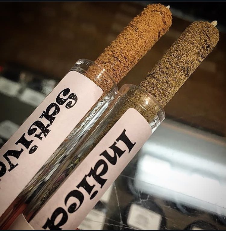 sasha_cristine's tweet image. Indica or Sativa? That is the question 🤔
 #kief #joints #sativa #indica
#cannabis #silencedhippie