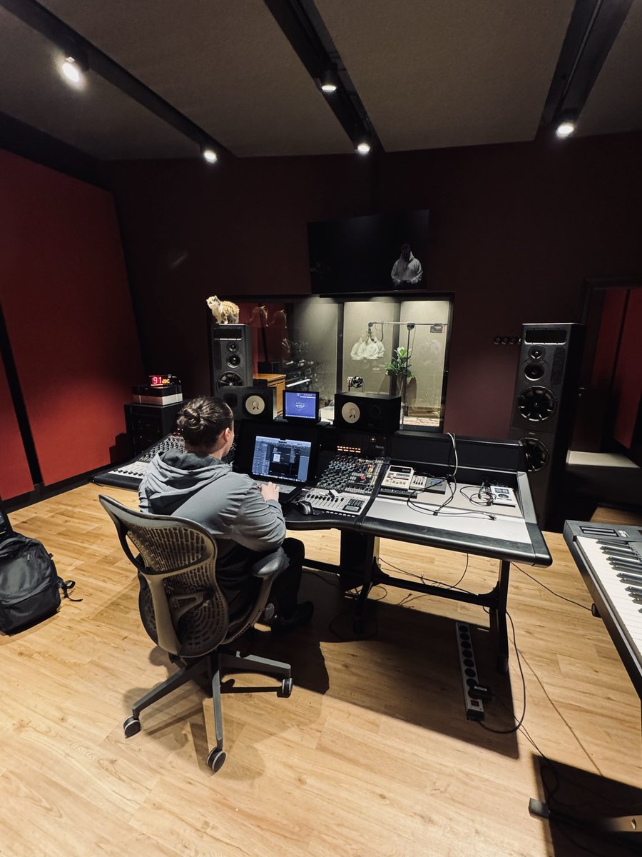 Corey James tweet media