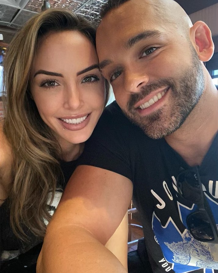 Sonny w/ Chair. tweet media