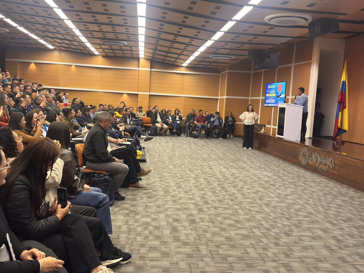 CundiAgro's tweet photo. Realizamos la primera Jornada de Direccionamiento Estratégico 2026 de @CundiAgro, con el acompañamiento del gobernador @JorgeEmilioRey, un espacio clave para revisar los avances de gestión y definir los lineamientos que guiarán nuestro plan de trabajo. https://t.co/C4nBPwvI5c