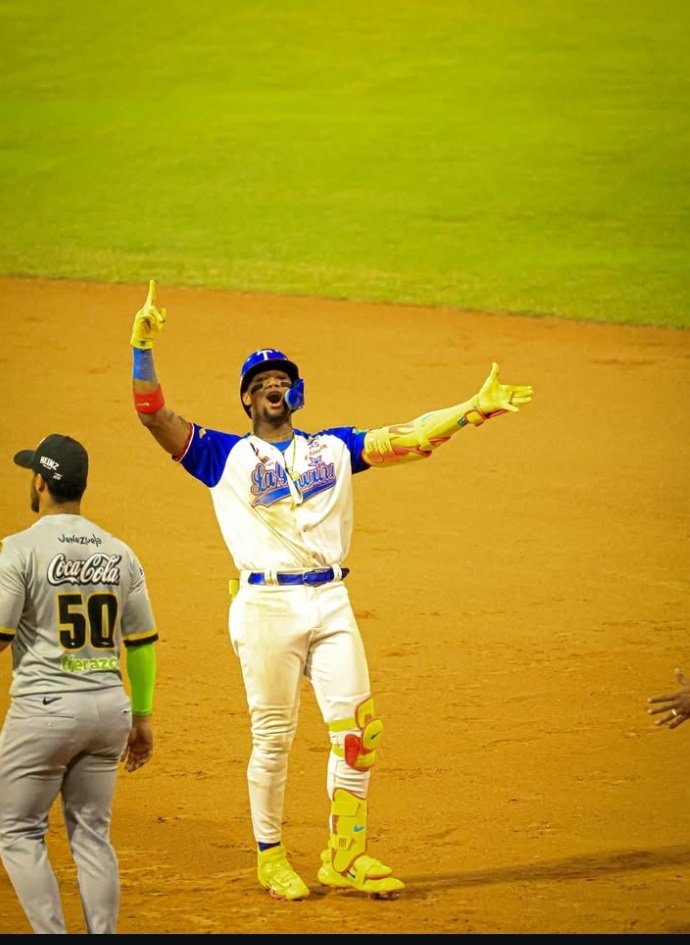 No se puede decir de otra manera #Tiburones solo fracaso en esta 25-26 de la #LVBP 

Pero tuvimos el privilegio de tener en el País al que personalmente para mí es el mejor jugador venezolano de la actualidad.

Espero no te canses nunca de usar ese 
"LA GUAIRA" 

<a href="/ronaldacunajr24/">Ronald Acuña Jr.</a>