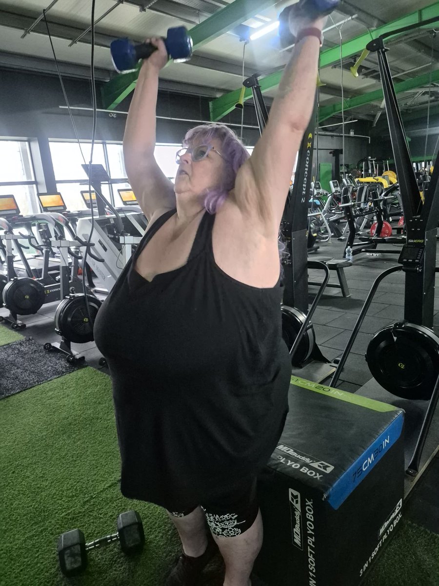 TeenaGates's tweet image. Had my big hospital appointment about my hip placement today.  I’ve lost 5 stone but I need to lose SEVEN MORE.  Finished the day back in the gym.  #DreamDareDo #titanium