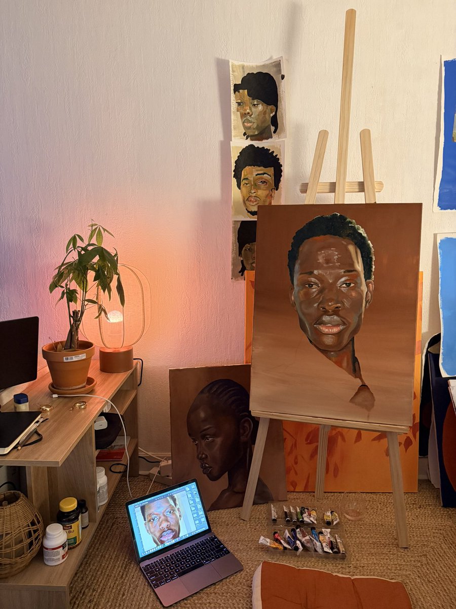 j_donatella's tweet image. The studio space vs the piece 
1/28
