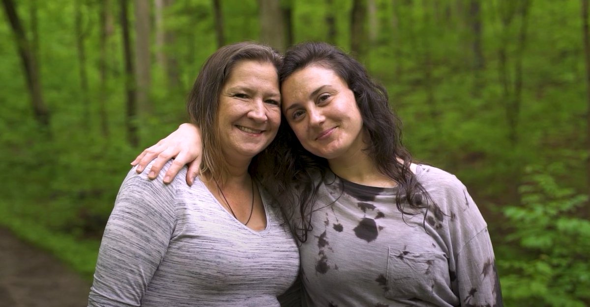 Illinois Helpline tweet media