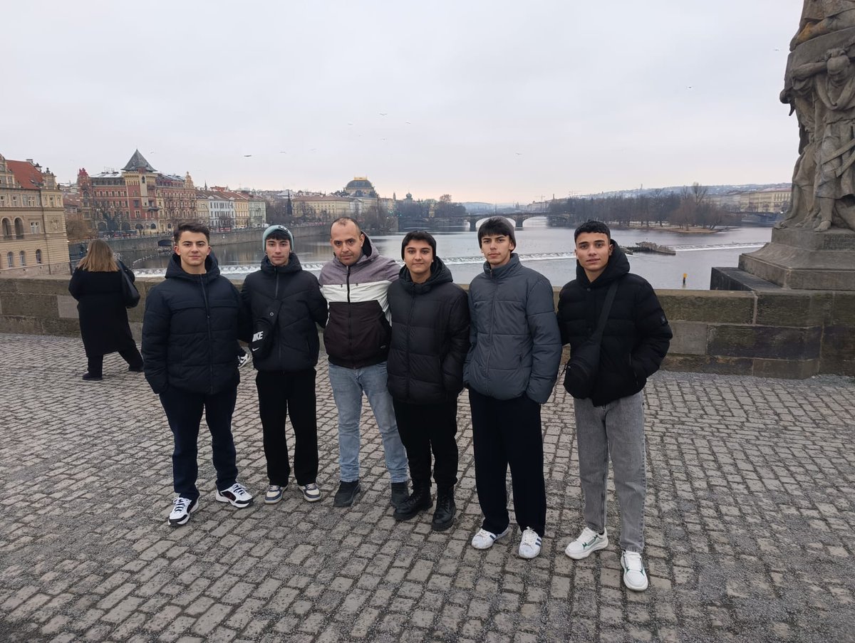 Prag'da oryantasyon turları... 

#hsy2mtal 
#kampüsünyıldızı 
#öndevehepönce 
<a href="/ulusalajans/">Türkiye Ulusal Ajansı 🇹🇷 Turkish NA</a>
#erasmus 
#Prague