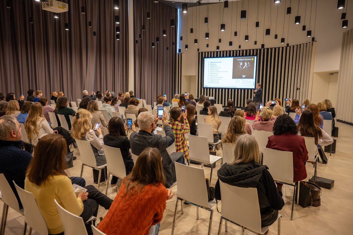 CengageLearning's tweet image. Last month, National Geographic Learning hosted the Proud to Teach: Future-Ready Skills conference in Warsaw with our partner Nowa Era—bringing together 80+ university &amp;amp; adult educators to explore #FutureReadySkills &amp;amp; real classroom impact. #ProfessionalDevelopment
