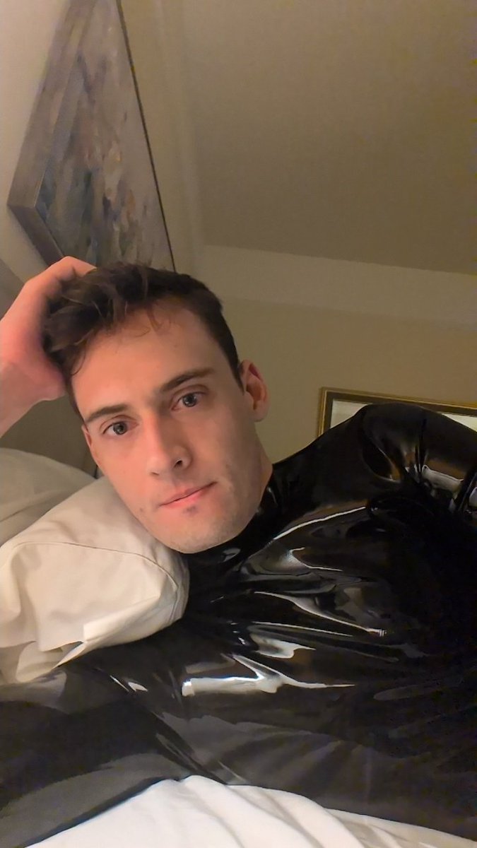 TallGuy4U tweet media