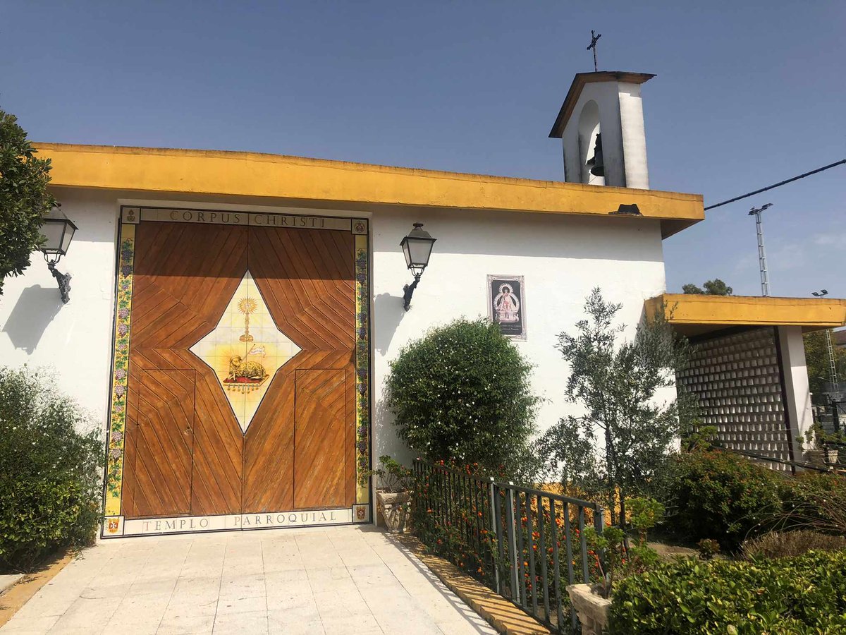 Se informa así mismo que mañana la Parroquia no celebrará la Eucaristía y el archivo estará cerrado.