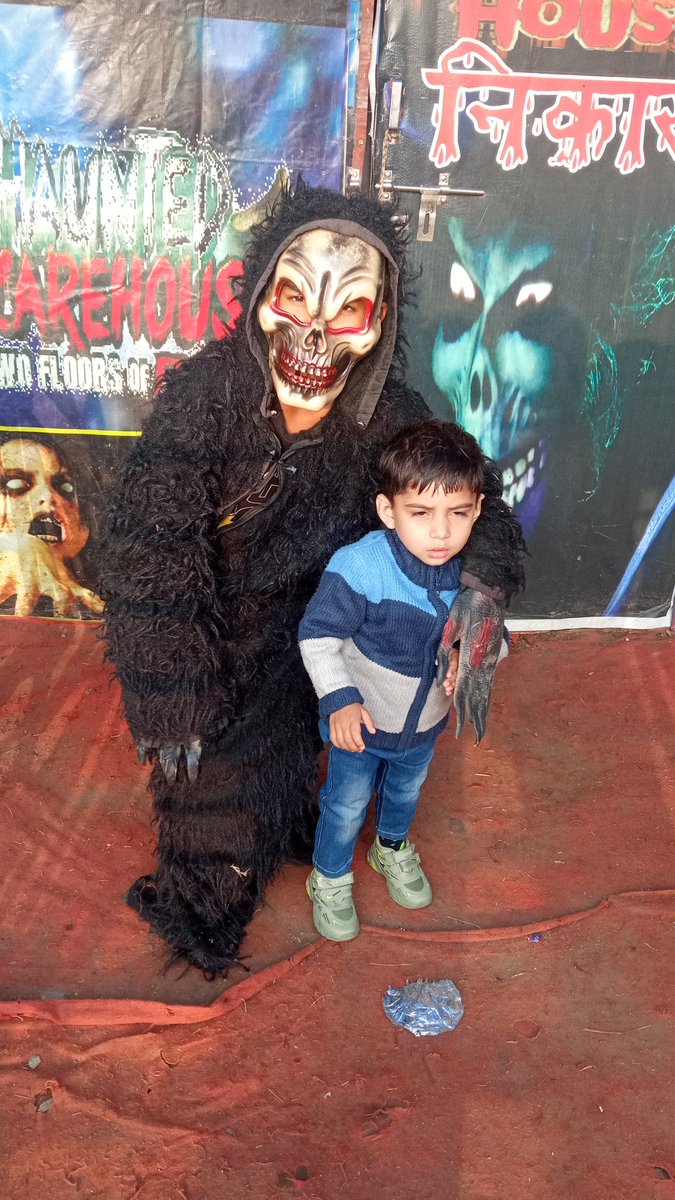 RHT_AGARWAL's tweet photo. Gwalior MELA  ! https://t.co/x2KMWw2FKH
