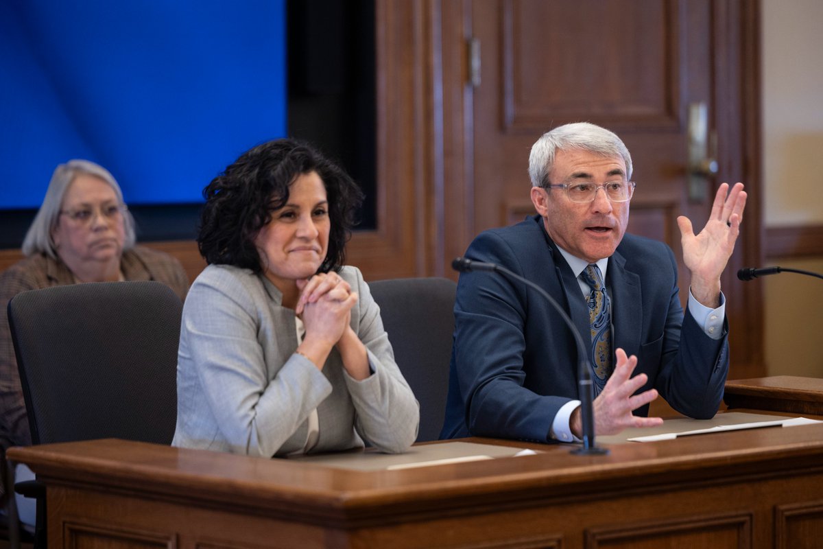 Sen. Rob Hutton tweet media