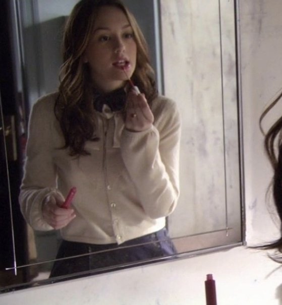 rae 🤍🤍 tweet media