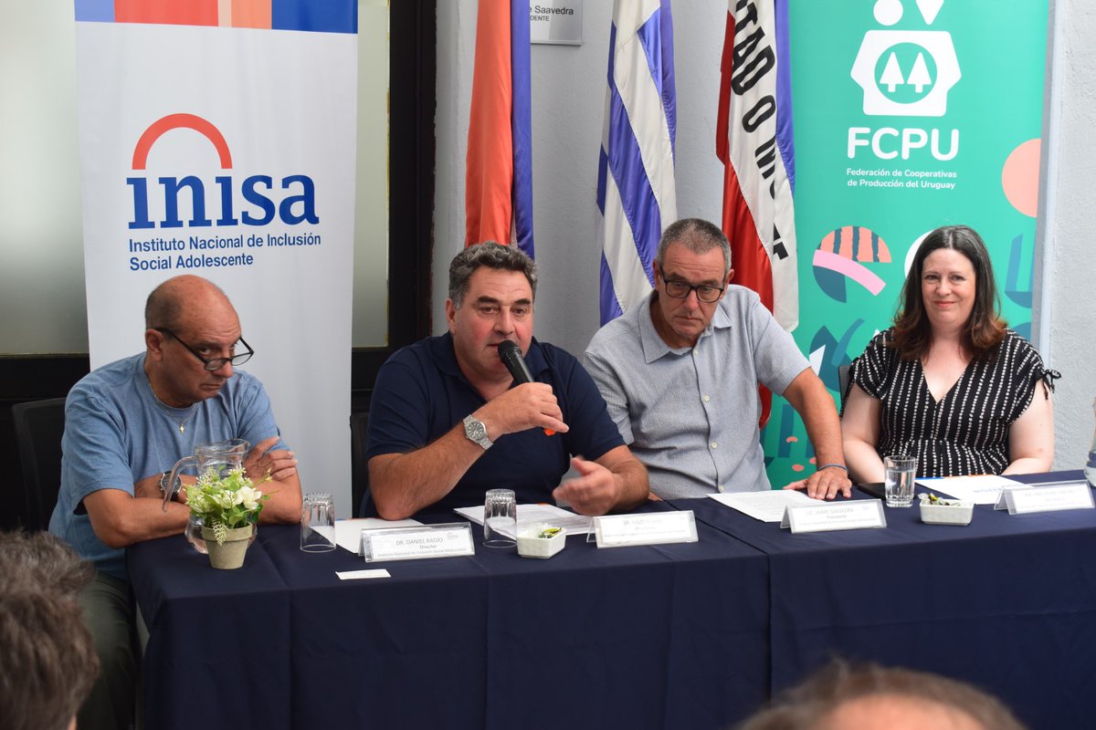 FCPU_coop's tweet photo. FCPU e @Inisa_Oficial firmaron un convenio que impulsa la inclusión social de jóvenes a través del cooperativismo. Formación, trabajo digno y valores solidarios fueron los términos mencionados como el mejor camino para construir nuevas oportunidades. 

⚙️ https://t.co/6ZJ1j5GcCD https://t.co/N2LB7QXwnu