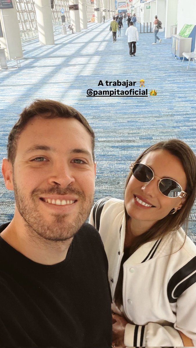 ✨️💗 <a href="/pampitaoficial/">Pampita Ardohain</a> #pampita
vía ig kevingorin