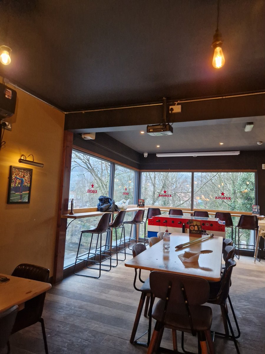 A Decorators Life tweet media