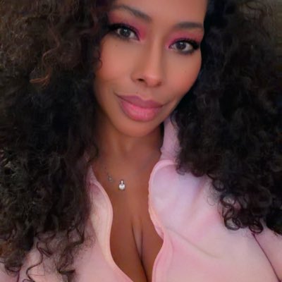 IceQueen1328's tweet photo. #NewProfilePic https://t.co/Eg1mlRSonR
