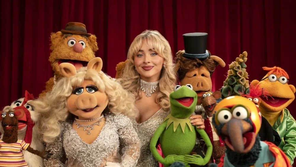Sabrina Carpenter is set to perform “one new song and one classic” on the upcoming ‘The Muppet Show’ special!