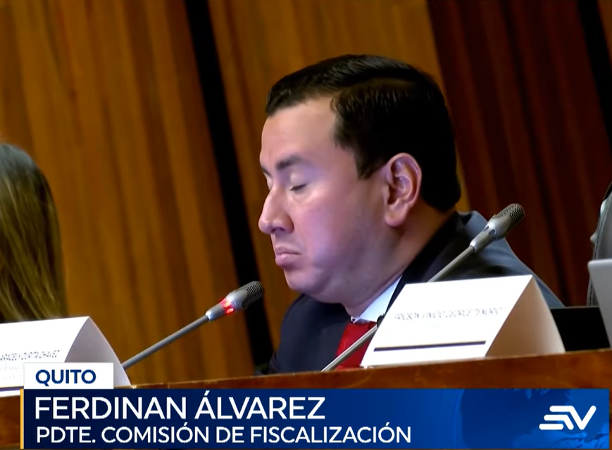 relicheandres's tweet image. OPACIDAD

La Superintendencia de Compañías declara reservada la constitución societaria del estudio jurídico de la esposa del presidente de la @CJudicaturaEc, Mario Godoy. 

La Comisión de @FiscalizacionAN declara reservada la audiencia en el juicio político a Godoy.