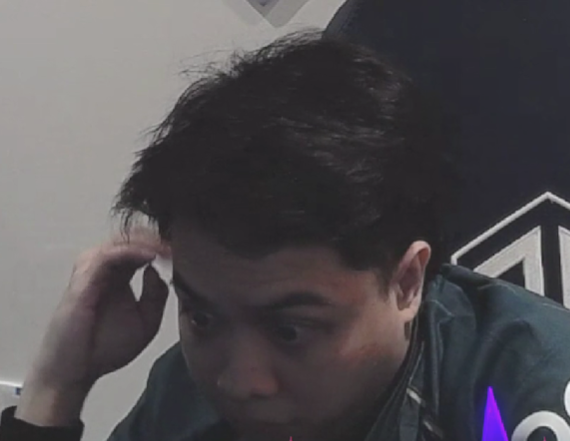 BLASTDota's tweet photo. What does bro know @OGesports https://t.co/njPMHeDyUu