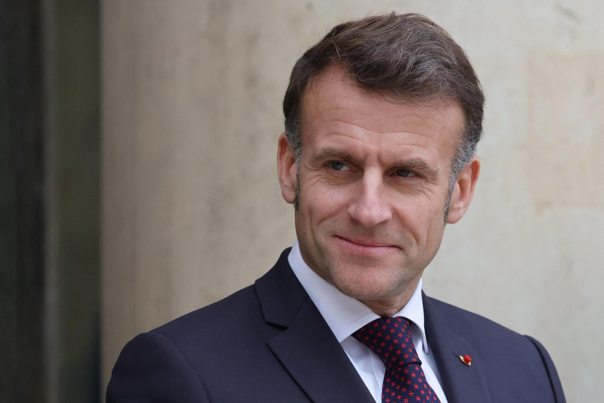 le_Parisien's tweet image. « Je suis très fier de ce que j’ai fait » : Emmanuel Macron défend son bilan en déjeunant à la cantine avec des lycéens
➡️ l.leparisien.fr/4EAt