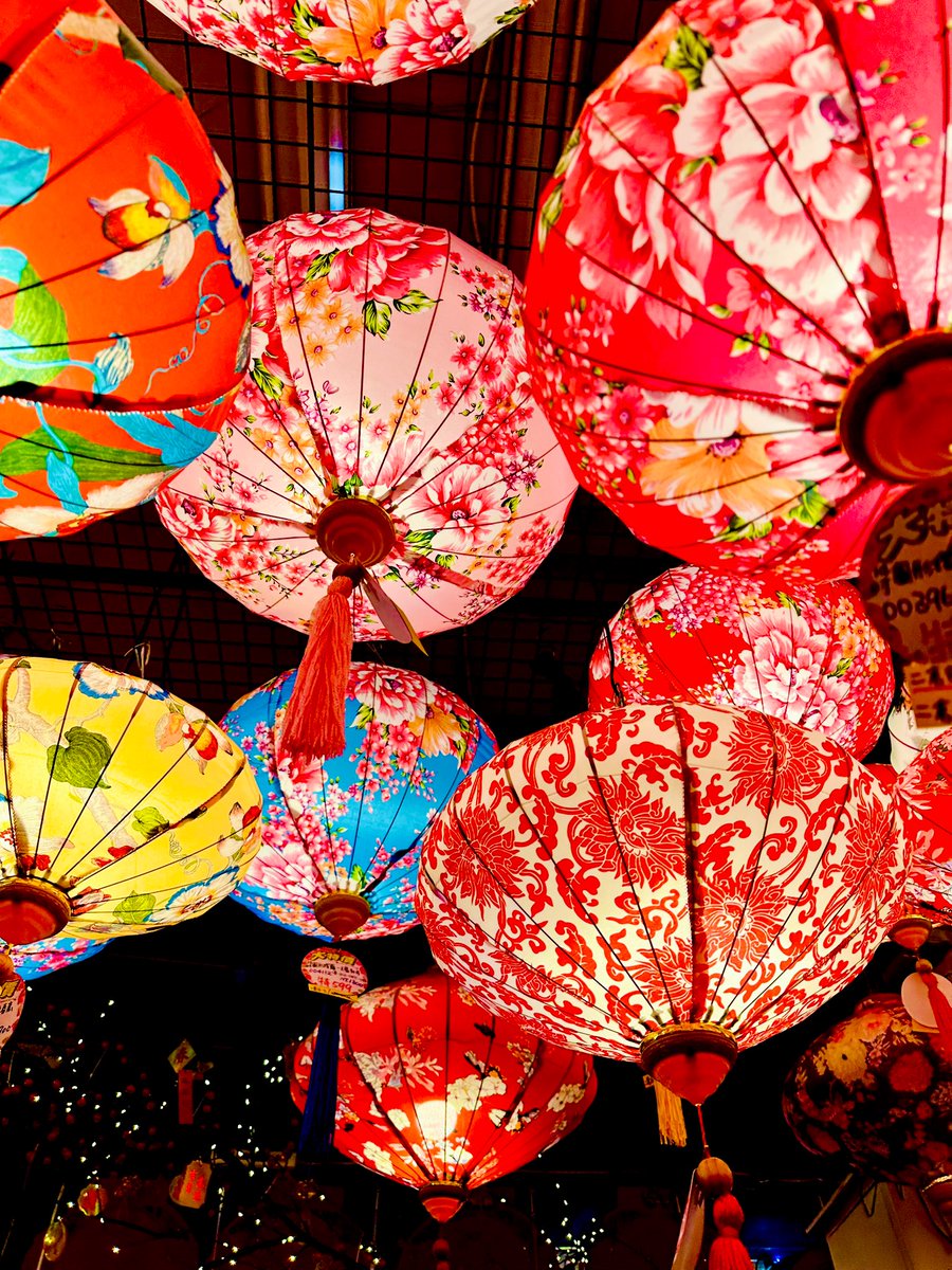 台湾来てます(´ω`)
数日間こっちにいます

台湾は…臭豆腐の臭いがアチコチから漂ってきます

モンハンしてぇっす

起床時間まで3時間半です

こちらからは以上です